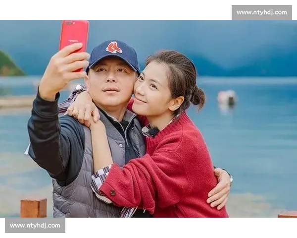 买提江 “金手指” 争议升级:离婚声明难平舆论风波 买提江 “金手指” 争议升级:离婚声明难平舆论风波