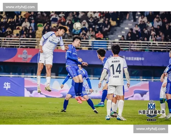 58 岁黄健翔逆龄爆发！这脚世界波点燃抖音足球嘉年华